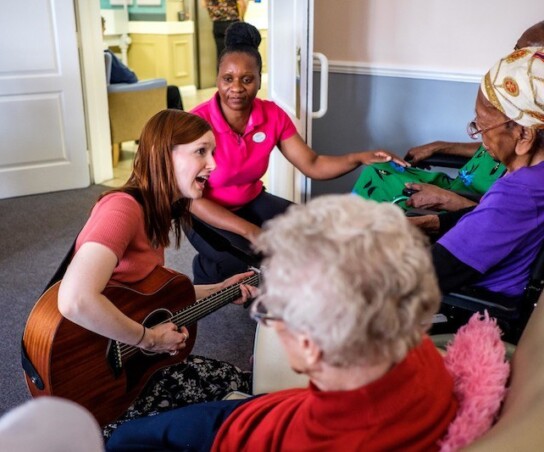 Photo Credit: Ivan Gonzalez © Live Music Now musicians Zoe Wren and Maz O’Connor working on Live Music in Care residency with team members and residents at Queen's Oak Excelcare Care Home Peckham